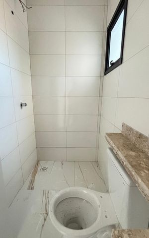 Apartamento à venda com 78m², 2 quartos e 1 vaga Apartamento à venda com 78m², 2 quartos e 1 vagaBanheiro Social