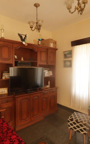 Casa à venda com 300m², 4 quartos e 4 vagasSala