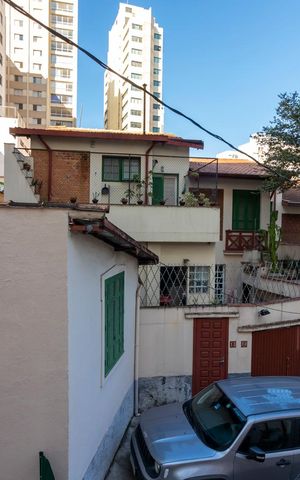 Casa de condomínio à venda com 180m², 3 quartos e 1 vagaSuíte 1 - Vista