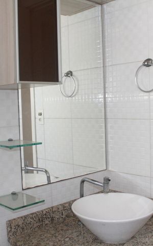 Apartamento para alugar com 47m², 2 quartos e 1 vagaBanheiro Social