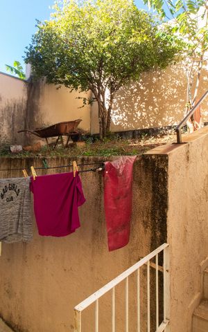 Casa à venda com 230m², 5 quartos e 3 vagas Casa à venda com 230m², 5 quartos e 3 vagasÁrea comum