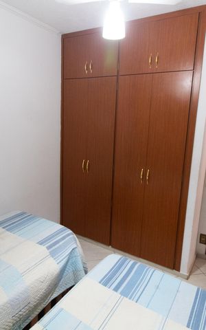 Casa à venda com 230m², 5 quartos e 3 vagas Casa à venda com 230m², 5 quartos e 3 vagasQuarto