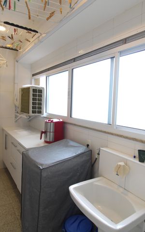 Apartamento à venda com 104m², 3 quartos e 2 vagasÁrea de Serviço