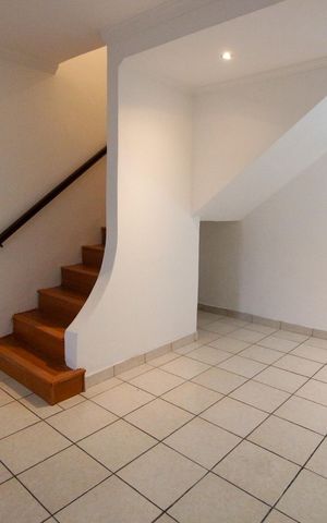Casa à venda com 140m², 3 quartos e 1 vagaSala