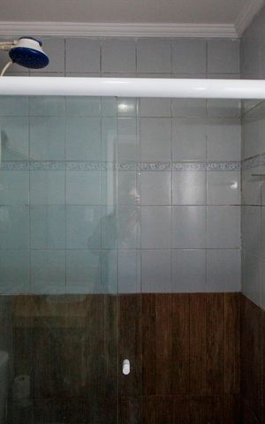 Casa à venda com 140m², 3 quartos e 1 vagaBanheiro