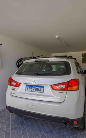 Casa de condomínio à venda com 360m², 3 quartos e 2 vagas Casa de condomínio à venda com 360m², 3 quartos e 2 vagasGaragem