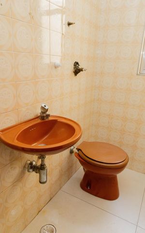 Casa à venda com 275m², 3 quartos e 3 vagas Casa à venda com 275m², 3 quartos e 3 vagasLavabo da Sala