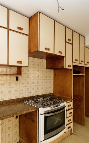 Casa à venda com 275m², 3 quartos e 3 vagas Casa à venda com 275m², 3 quartos e 3 vagasCozinha