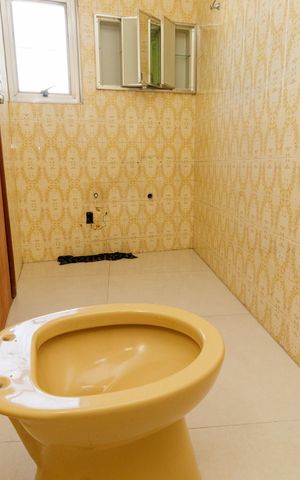 Casa à venda com 275m², 3 quartos e 3 vagas Casa à venda com 275m², 3 quartos e 3 vagasBanheiro da Suíte