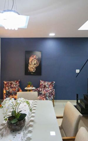 Casa à venda com 200m², 3 quartos e 2 vagas Casa à venda com 200m², 3 quartos e 2 vagasSala de Jantar