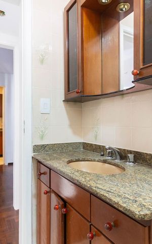 Apartamento à venda com 200m², 3 quartos e 3 vagasBanheiro