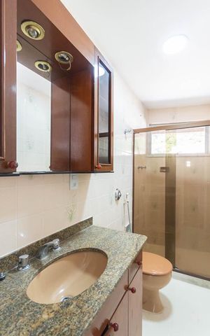 Apartamento à venda com 200m², 3 quartos e 3 vagasBanheiro