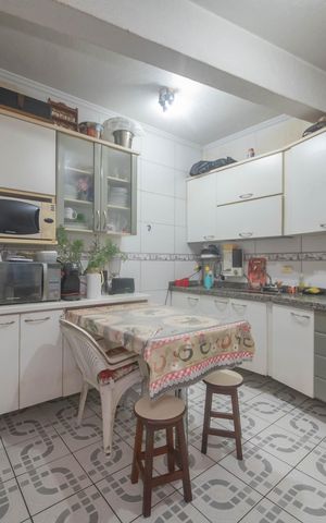 Casa à venda com 134m², 3 quartos e 1 vagaCozinha