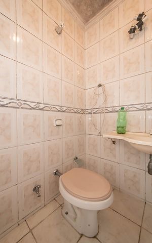 Casa à venda com 134m², 3 quartos e 1 vagaBanheiro da Suíte 2