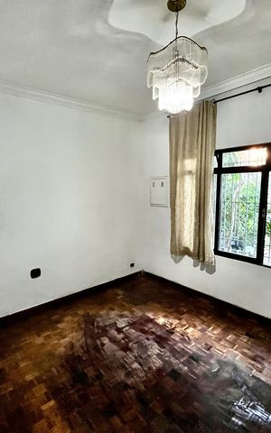 Casa para alugar com 100m², 4 quartos e 2 vagasSala