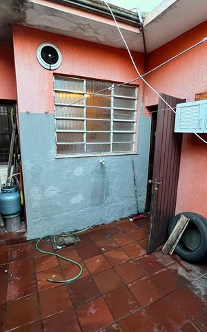 Casa para alugar com 100m², 4 quartos e 2 vagasQuintal