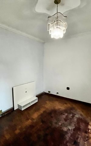 Casa para alugar com 100m², 4 quartos e 2 vagasSala