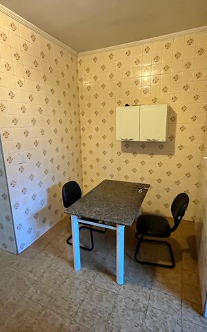 Casa para alugar com 100m², 4 quartos e 2 vagasCozinha
