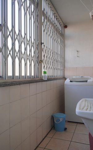 Apartamento à venda com 100m², 4 quartos e 1 vagaÁrea de Serviço