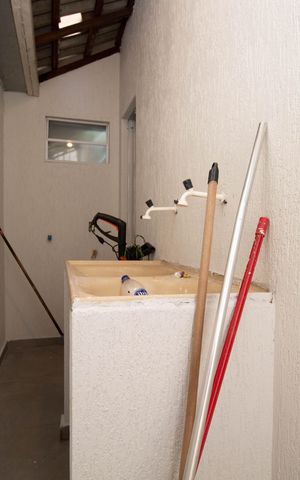 Casa à venda com 85m², 2 quartos e 3 vagas Casa à venda com 85m², 2 quartos e 3 vagasÁrea de Serviço