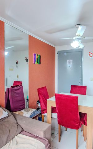 Apartamento à venda com 48m², 2 quartos e 1 vaga Apartamento à venda com 48m², 2 quartos e 1 vagaSala
