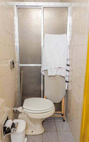 Casa à venda com 136m², 4 quartos e 1 vagaBanheiro 1