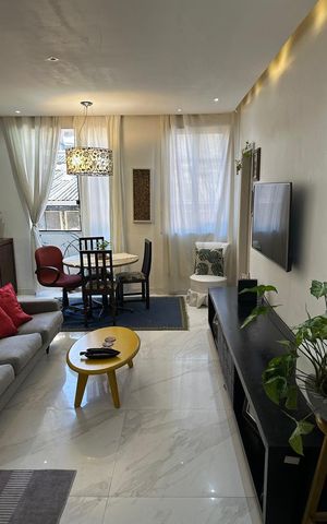Casa de condomínio à venda com 170m², 5 quartos e 1 vagaSala