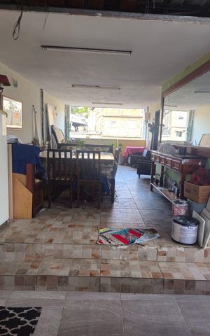 Casa de condomínio à venda com 170m², 5 quartos e 1 vagaÁrea Externa