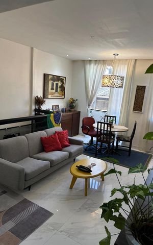 Casa de condomínio à venda com 170m², 5 quartos e 1 vagaSala