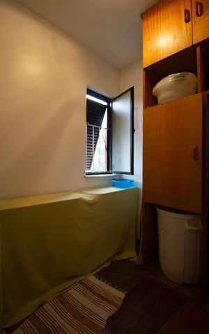 Apartamento à venda com 178m², 4 quartos e 1 vaga Apartamento à venda com 178m², 4 quartos e 1 vagaQuarto de serviço