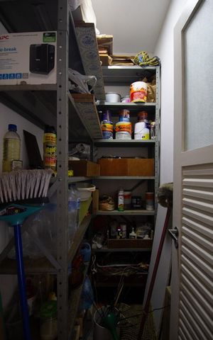Apartamento à venda com 178m², 4 quartos e 1 vaga Apartamento à venda com 178m², 4 quartos e 1 vagaDespensa