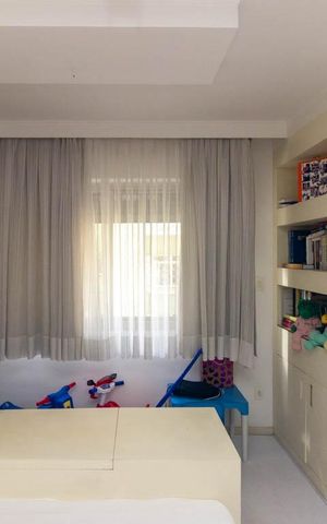 Apartamento à venda com 250m², 3 quartos e 2 vagas Apartamento à venda com 250m², 3 quartos e 2 vagasQuarto 2