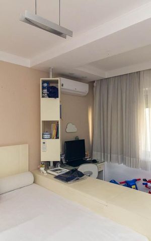 Apartamento à venda com 250m², 3 quartos e 2 vagas Apartamento à venda com 250m², 3 quartos e 2 vagasQuarto 2