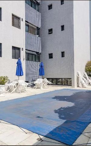 Apartamento à venda com 125m², 3 quartos e 2 vagas Apartamento à venda com 125m², 3 quartos e 2 vagasÁrea comum - Piscina