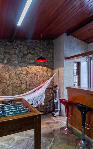 Casa à venda com 208m², 4 quartos e 2 vagas Casa à venda com 208m², 4 quartos e 2 vagasSala 3