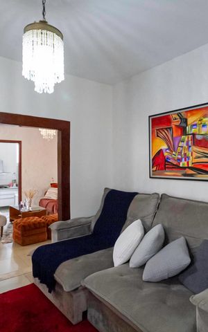 Casa à venda com 208m², 4 quartos e 2 vagas Casa à venda com 208m², 4 quartos e 2 vagasSala 2