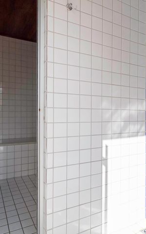 Casa à venda com 208m², 4 quartos e 2 vagas Casa à venda com 208m², 4 quartos e 2 vagasSauna