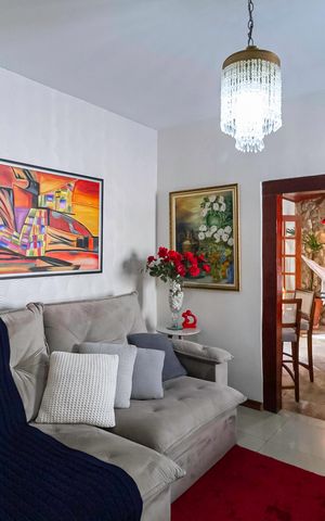 Casa à venda com 208m², 4 quartos e 2 vagas Casa à venda com 208m², 4 quartos e 2 vagasSala 2