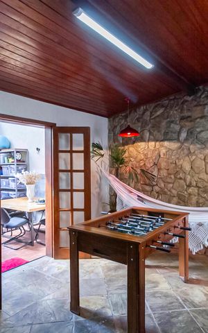 Casa à venda com 208m², 4 quartos e 2 vagas Casa à venda com 208m², 4 quartos e 2 vagasSala 3