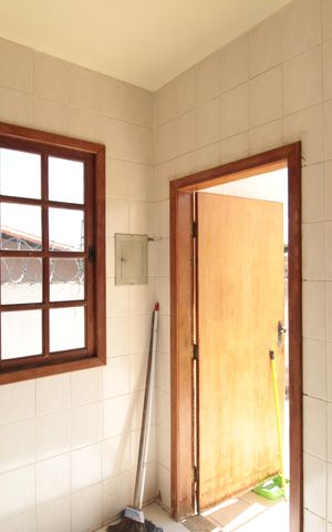 Casa para alugar com 103m², 2 quartos e 2 vagasCozinha