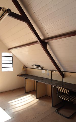 Casa para alugar com 103m², 2 quartos e 2 vagasSótão