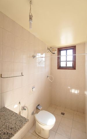 Casa para alugar com 103m², 2 quartos e 2 vagasBanheiro Social