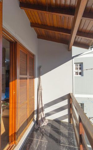 Casa à venda com 220m², 3 quartos e 5 vagas Casa à venda com 220m², 3 quartos e 5 vagasVaranda da Suíte