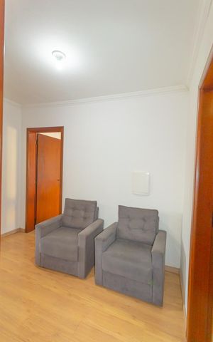 Casa à venda com 220m², 3 quartos e 5 vagas Casa à venda com 220m², 3 quartos e 5 vagasCorredor