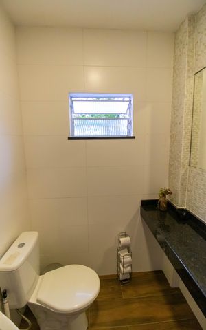 Casa de condomínio à venda com 400m², 5 quartos e 2 vagas Casa de condomínio à venda com 400m², 5 quartos e 2 vagasLavabo 2