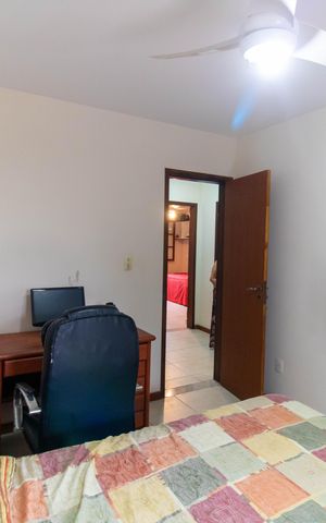 Casa de condomínio à venda com 400m², 5 quartos e 2 vagas Casa de condomínio à venda com 400m², 5 quartos e 2 vagasQuarto 3