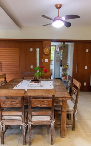 Casa de condomínio à venda com 400m², 5 quartos e 2 vagas Casa de condomínio à venda com 400m², 5 quartos e 2 vagasSala