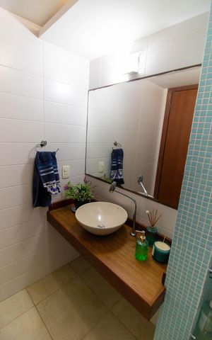 Casa de condomínio à venda com 400m², 5 quartos e 2 vagas Casa de condomínio à venda com 400m², 5 quartos e 2 vagasLavabo
