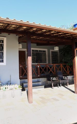 Casa à venda com 400m², 4 quartos e 1 vaga Casa à venda com 400m², 4 quartos e 1 vagaÁrea externa
