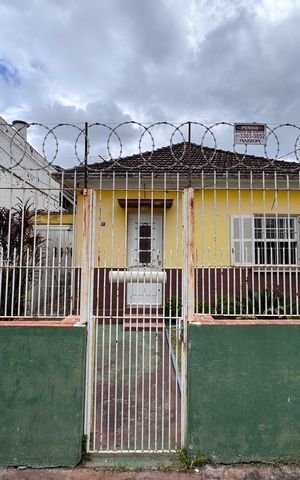 Casa à venda com 71m², 2 quartos e sem vaga
